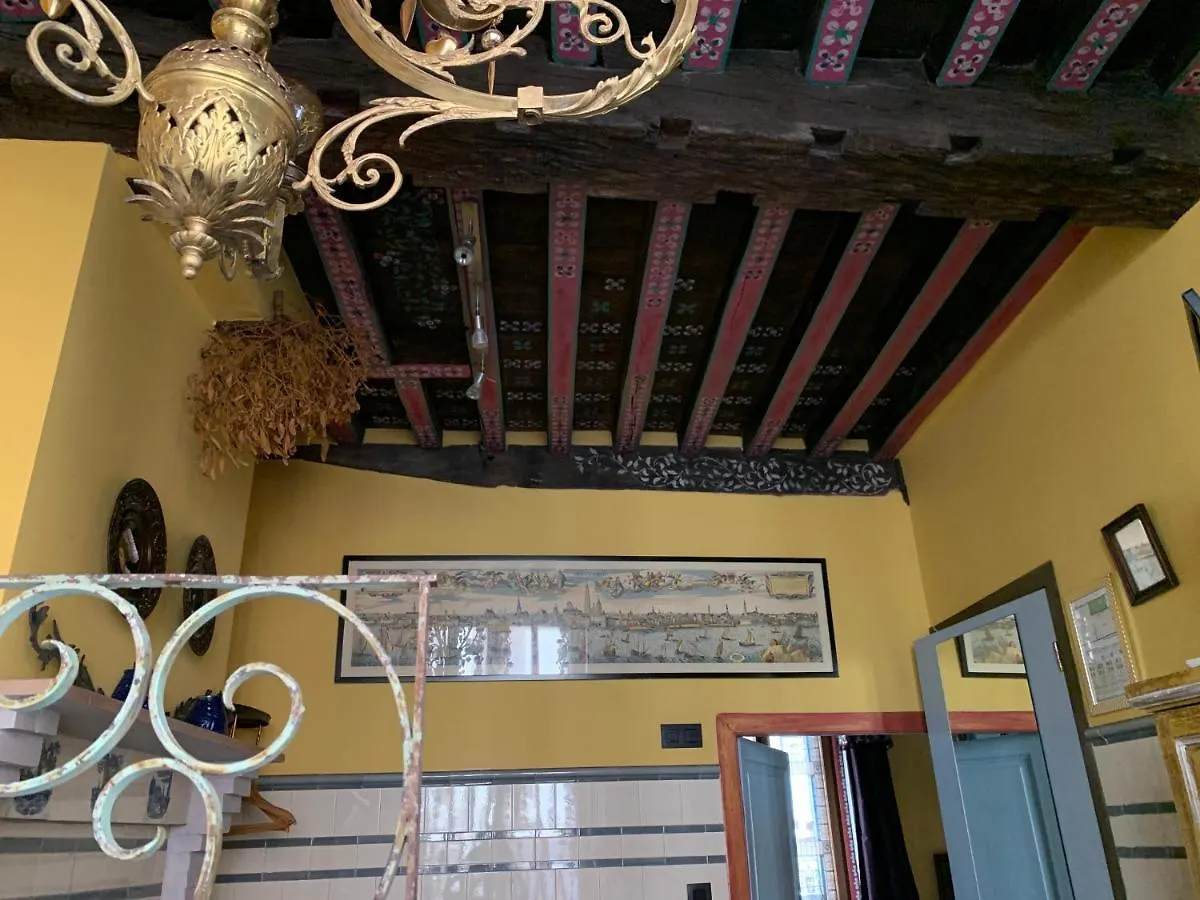 Bed & Breakfast House Le Prince D'Anvers Belgium